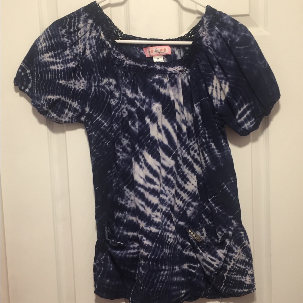 Koi scrub top